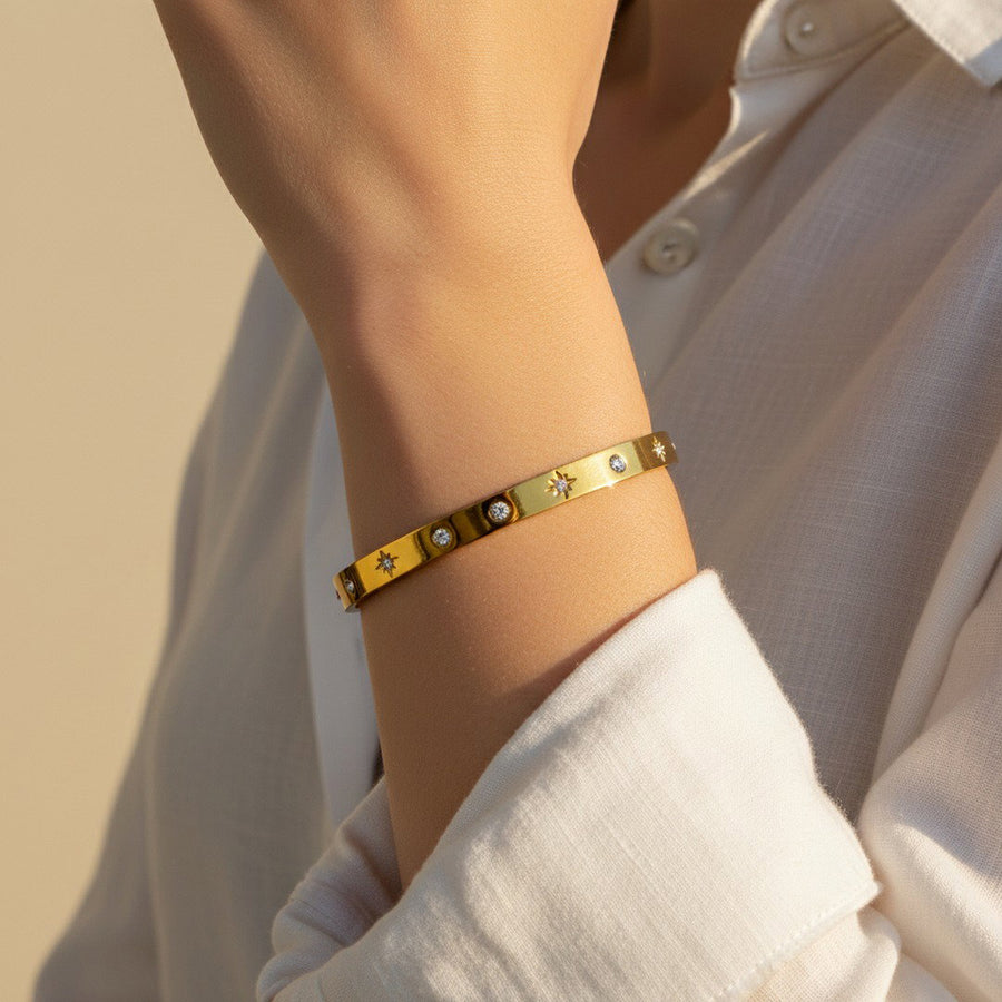 Nova Glow Cuff