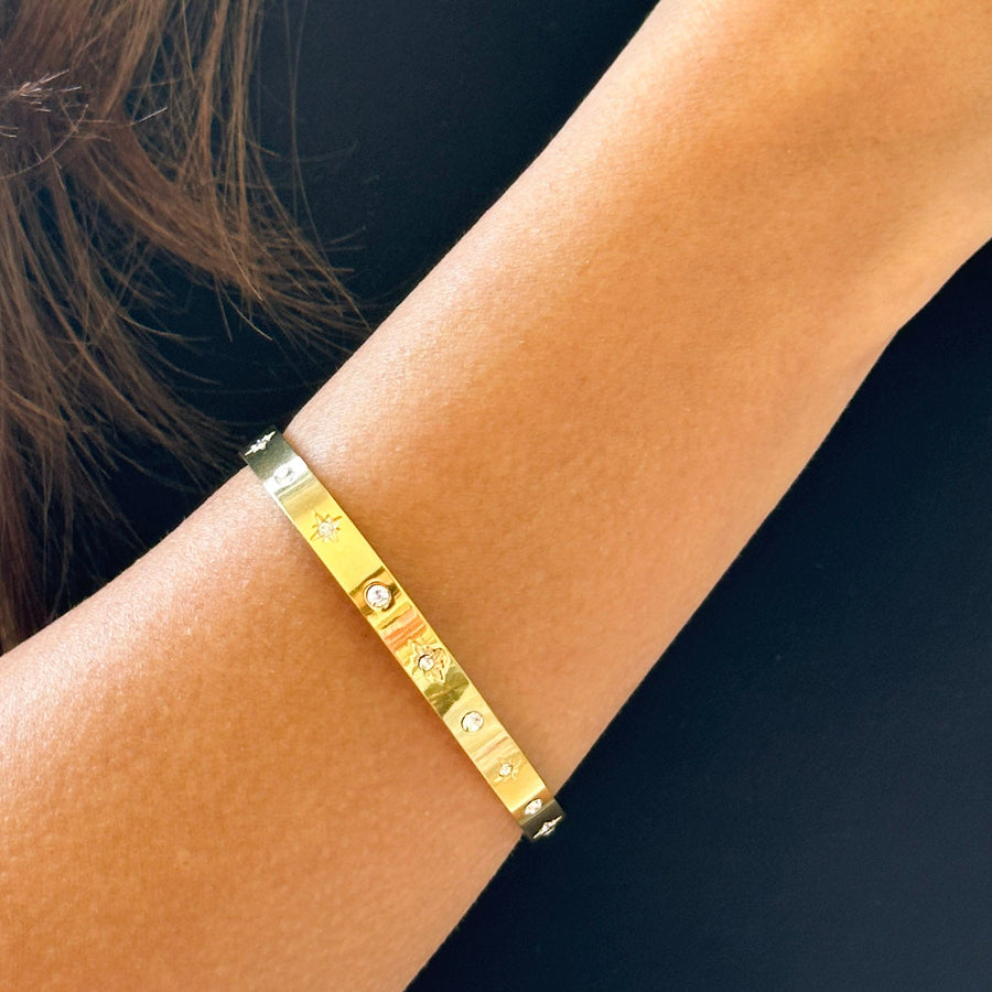 Nova Glow Cuff