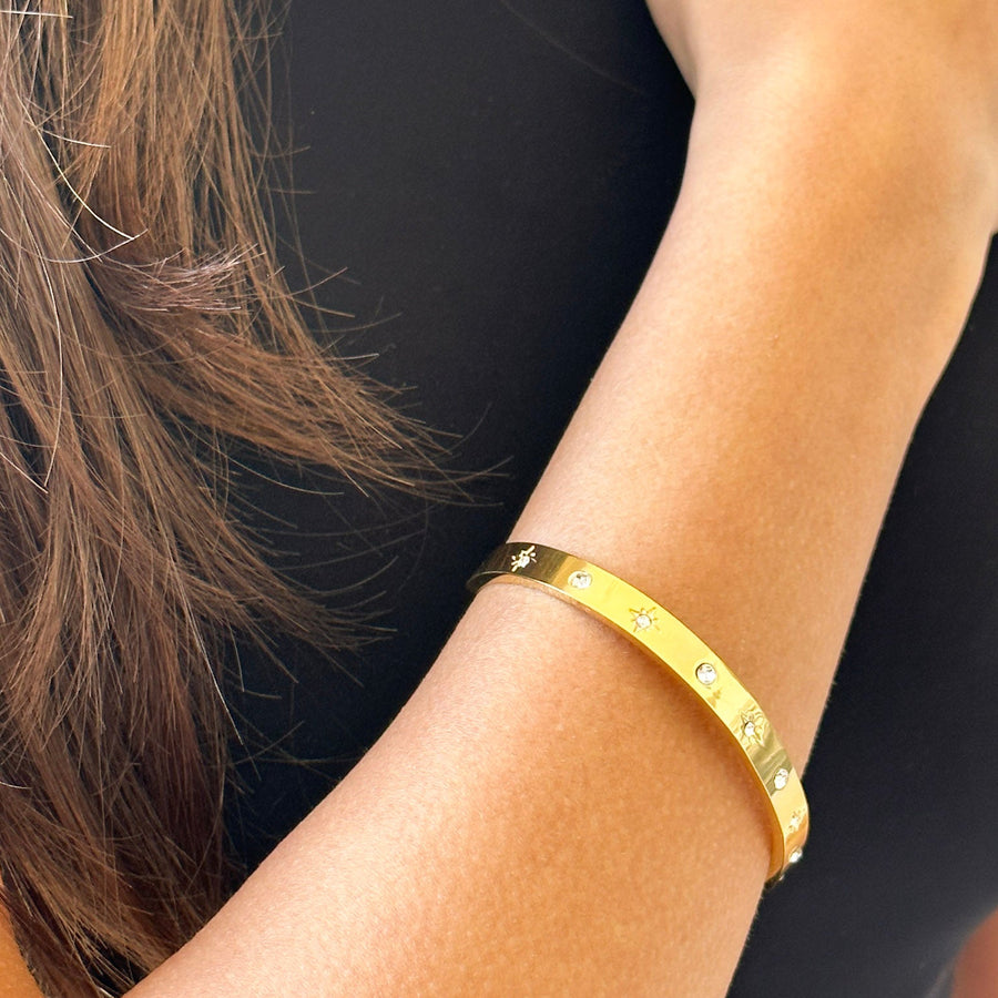Nova Glow Cuff